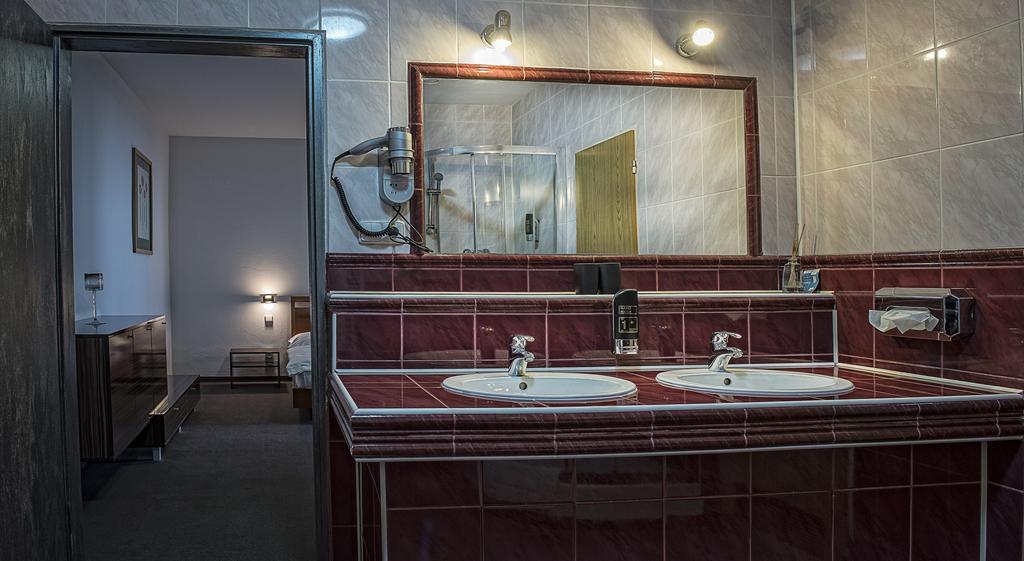 Hotel Polo Prešov Chambre photo